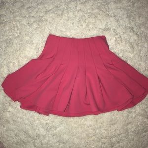 H&M pleated pink skirt